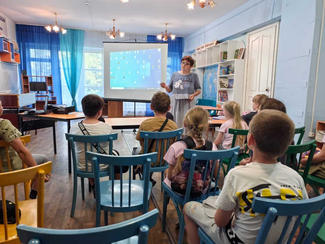 Экскурсии.